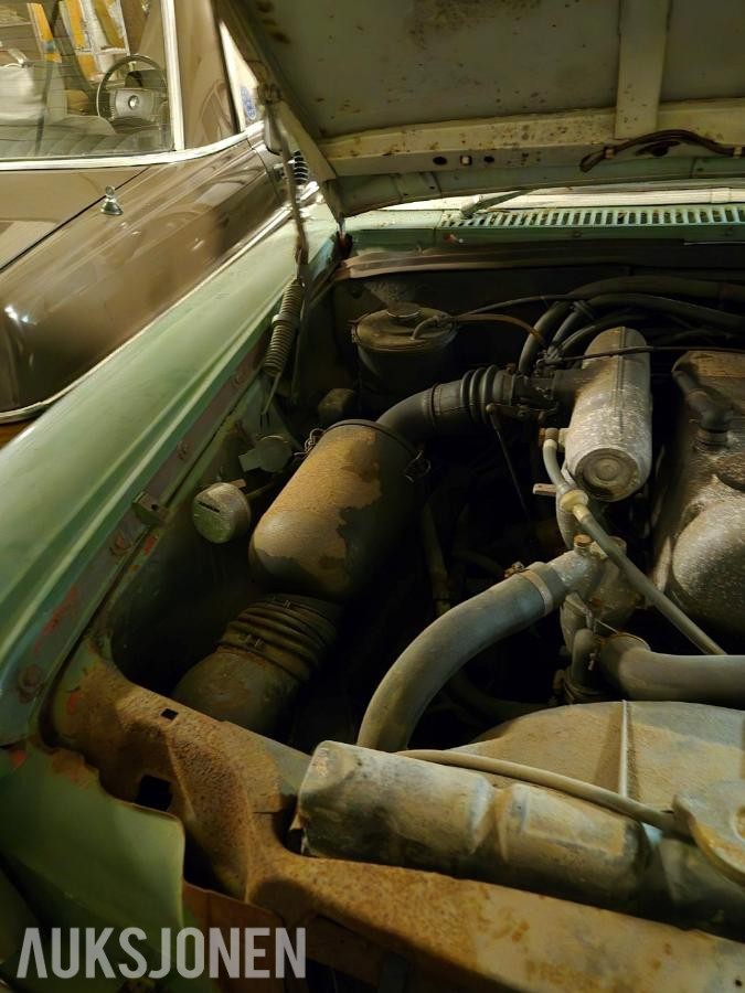 1975 Mercedes-Benz 230, 230 Diesel Ambulanse, Ukjent KM. Lokasjon Råde Østfold